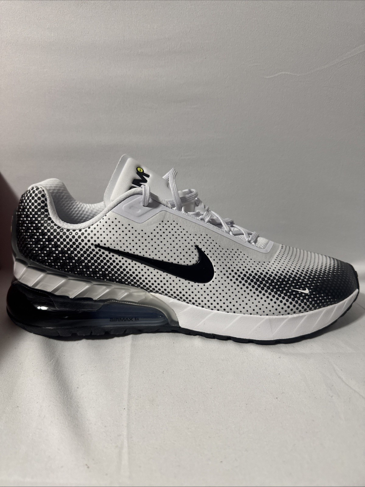 s-l1600-270.jpg Size 11 - Nike Air Max Phoenix White Anthracite - Image 1