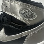 Nike Jordan Retro High OG (PS) 2.5 Youth FD5304-010 Black Med Gray New - Image 2